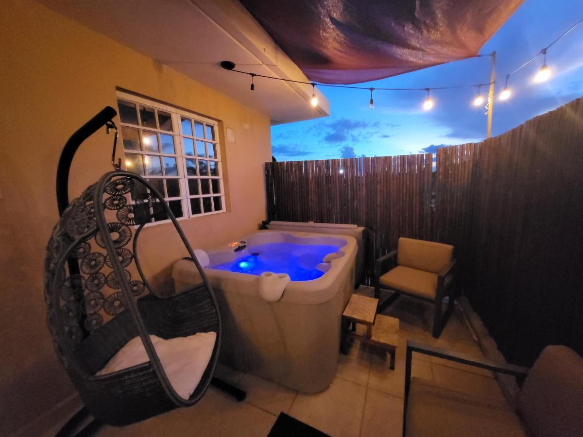 Private Jacuzzi Oasis With Mountain Views And Free Parking Apartment Понсе Екстериор снимка