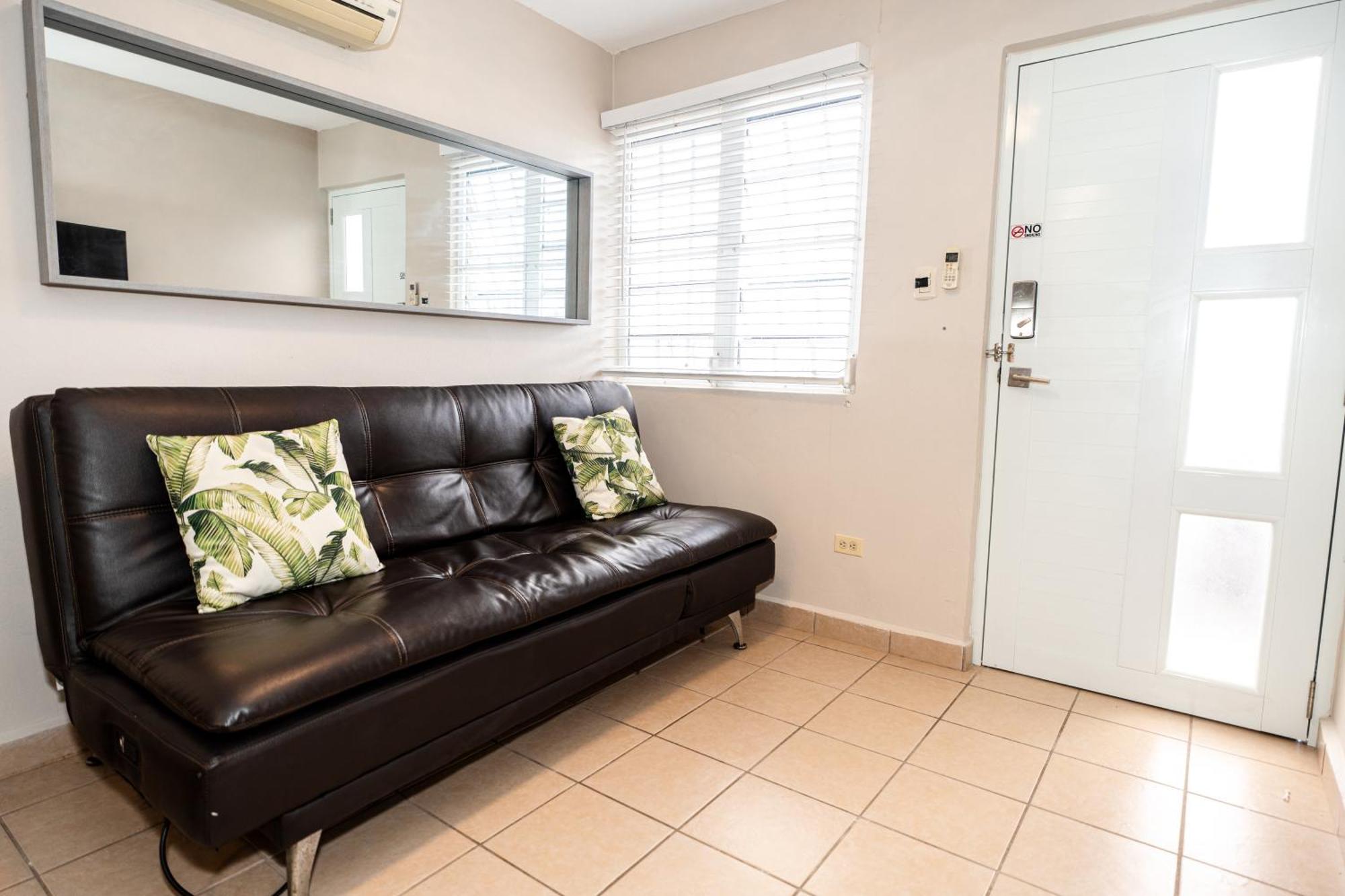 Private Jacuzzi Oasis With Mountain Views And Free Parking Apartment Понсе Екстериор снимка