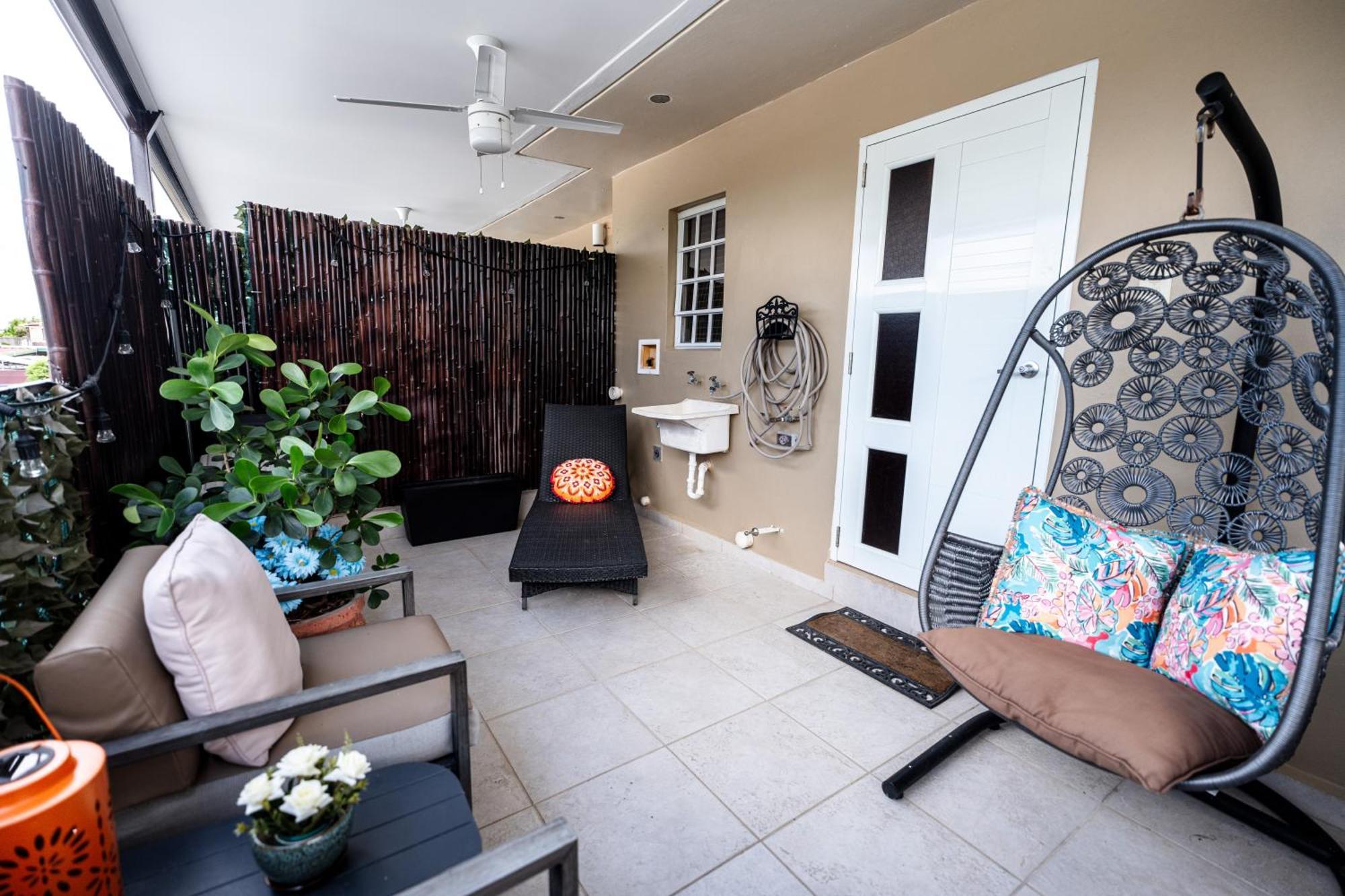 Private Jacuzzi Oasis With Mountain Views And Free Parking Apartment Понсе Екстериор снимка